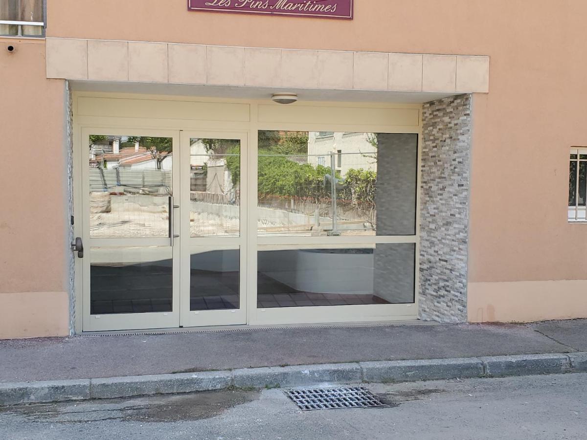 2 Pieces 32M2 Plage A 150M Frejus Luaran gambar